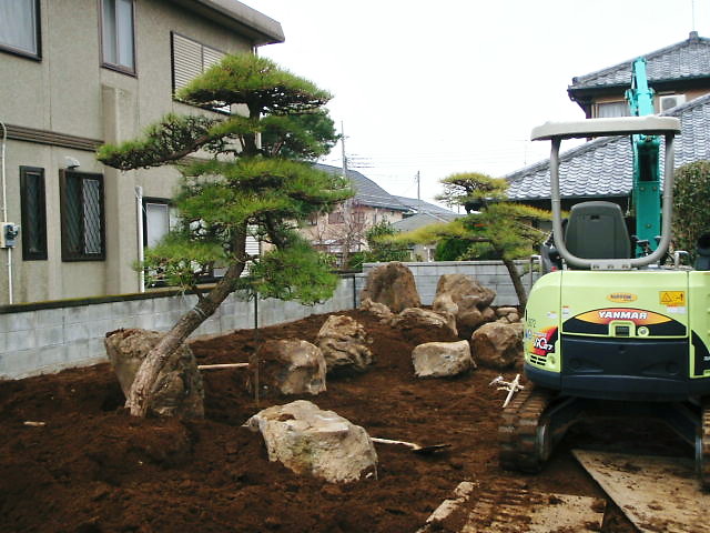 植栽作業の進捗