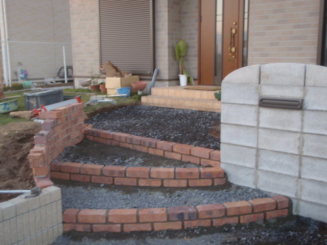 階段の転圧と作成